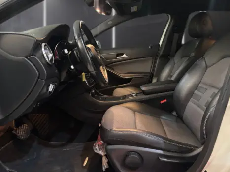 MERCEDES-BENZ GLA 200 1.6 16V 4P FLEX CGI ADVANCE TURBO AUTOM�TICO, Foto 7