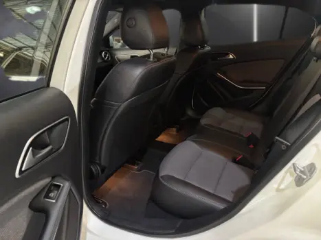 MERCEDES-BENZ GLA 200 1.6 16V 4P FLEX CGI ADVANCE TURBO AUTOM�TICO, Foto 10