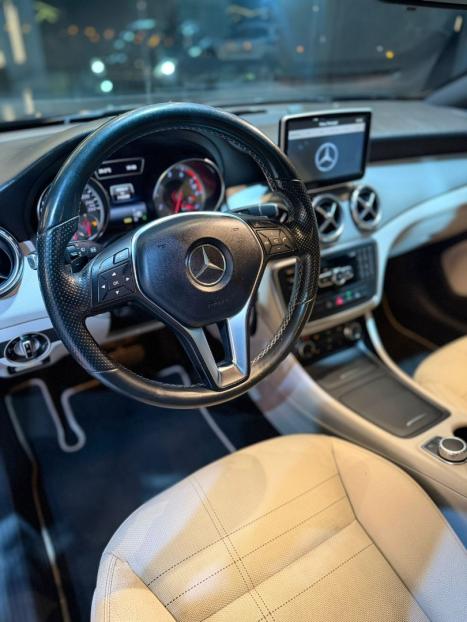 MERCEDES-BENZ GLA 200 1.6 16V 4P CGI ADVANCE TURBO AUTOM�TICO, Foto 20