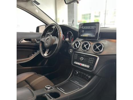 MERCEDES-BENZ GLA 200 1.6 16V 4P CGI ADVANCE TURBO AUTOM�TICO, Foto 2