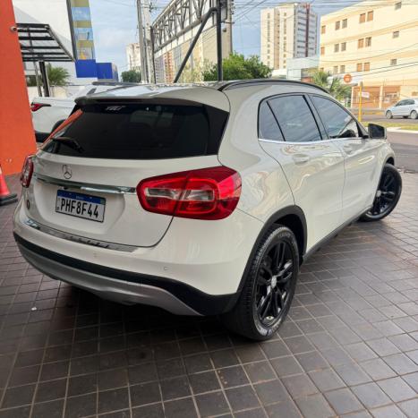MERCEDES-BENZ GLA 200 1.6 16V 4P FLEX CGI ADVANCE TURBO AUTOM�TICO, Foto 4