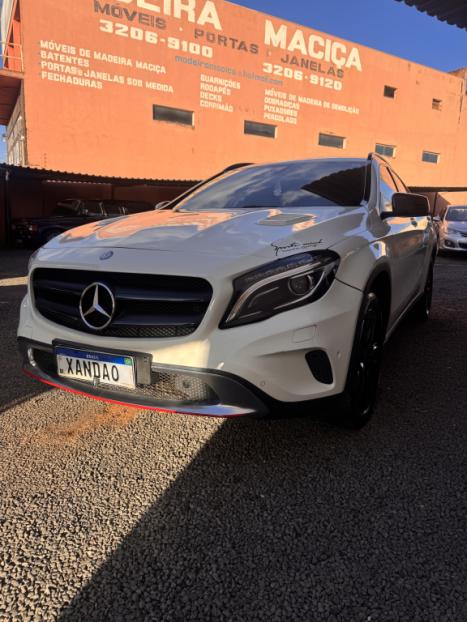 MERCEDES-BENZ GLA 200 1.6 16V 4P FLEX CGI ADVANCE TURBO AUTOM�TICO, Foto 4