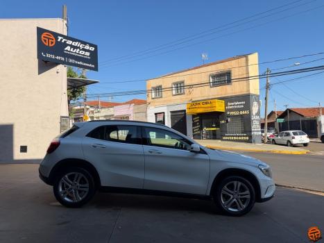 MERCEDES-BENZ GLA 200 1.6 16V 4P CGI STYLE TURBO AUTOM�TICO, Foto 2