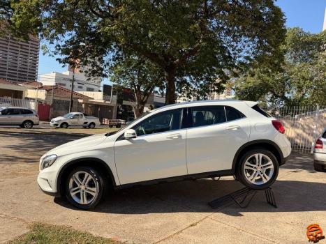 MERCEDES-BENZ GLA 200 1.6 16V 4P FLEX CGI STYLE TURBO AUTOM�TICO, Foto 5