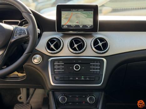 MERCEDES-BENZ GLA 200 1.6 16V 4P FLEX CGI STYLE TURBO AUTOM�TICO, Foto 13