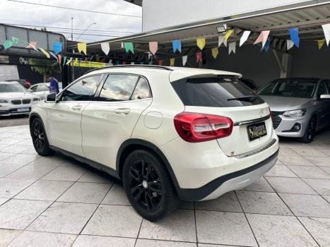 MERCEDES-BENZ GLA 200 1.6 16V 4P CGI VISION TURBO AUTOM�TICO, Foto 4
