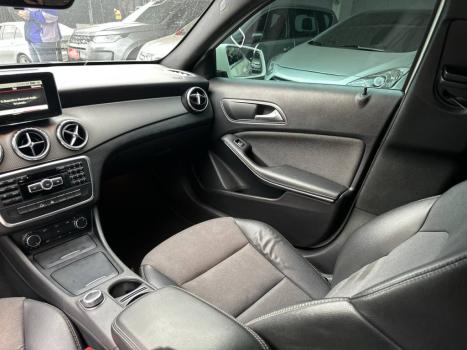 MERCEDES-BENZ GLA 200 1.6 16V 4P CGI VISION TURBO AUTOM�TICO, Foto 8