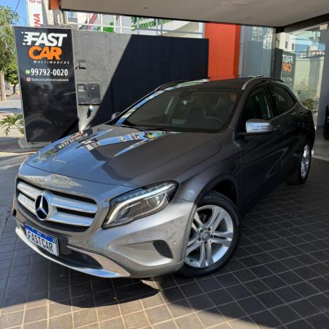 MERCEDES-BENZ GLA 250 2.0 16V 4P ENDURO TURBO AUTOM�TICO, Foto 2