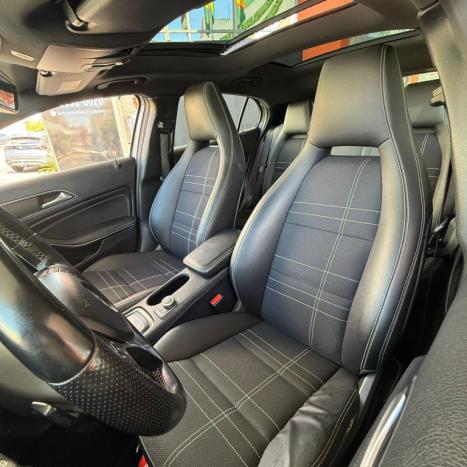 MERCEDES-BENZ GLA 250 2.0 16V 4P ENDURO TURBO AUTOM�TICO, Foto 12