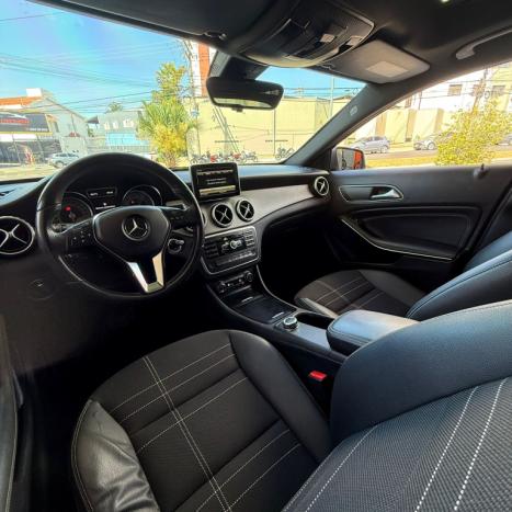 MERCEDES-BENZ GLA 250 2.0 16V 4P ENDURO TURBO AUTOM�TICO, Foto 13