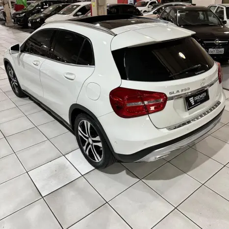 MERCEDES-BENZ GLA 250 2.0 16V 4P VISION TURBO AUTOM�TICO, Foto 6