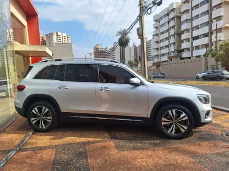 MERCEDES-BENZ GLB 200 1.3 16V 4P CGI ADVANCE TURBO 7G-TRONIC DCT AUTOMÁTICO, Foto 18 MERCEDES-BENZ GLB 200 1.3 16V 4P CGI ADVANCE TURBO 7G-TRONIC DCT AUTOMÁTICO, Foto 18