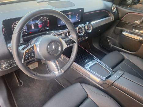 MERCEDES-BENZ GLB 200 1.3 16V 4P CGI PROGRESSIVE TURBO 7G-TRONIC DCT AUTOM�TICO, Foto 11