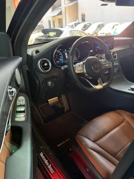 MERCEDES-BENZ GLC 300 2.0 16V 4P CGI 4MATIC 9G-TRONIC TURBO AUTOMTICO, Foto 13