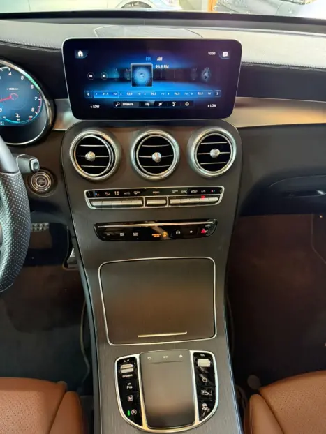 MERCEDES-BENZ GLC 300 2.0 16V 4P CGI 4MATIC 9G-TRONIC TURBO AUTOMTICO, Foto 14