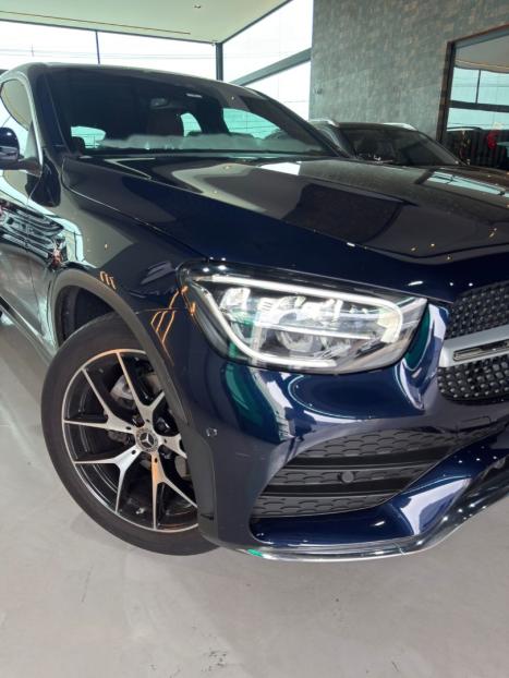 MERCEDES-BENZ GLC 300 2.0 16V 4P CGI 4MATIC 9G-TRONIC TURBO AUTOM�TICO, Foto 4