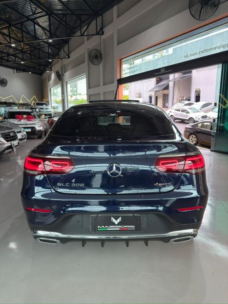 MERCEDES-BENZ GLC 300 2.0 16V 4P CGI 4MATIC 9G-TRONIC TURBO AUTOM�TICO, Foto 6
