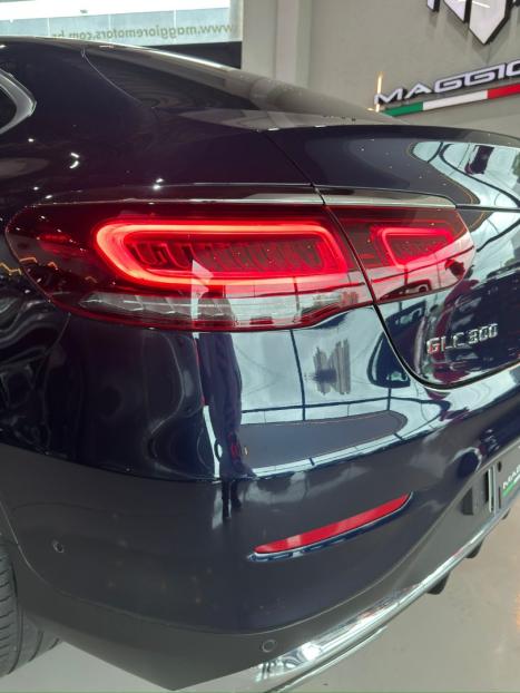 MERCEDES-BENZ GLC 300 2.0 16V 4P CGI 4MATIC 9G-TRONIC TURBO AUTOM�TICO, Foto 8