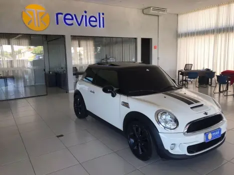 MINI Cooper 1.6 16V S TURBO AUTOMÁTICO, Foto 1 MINI Cooper 1.6 16V S TURBO AUTOMÁTICO, Foto 1