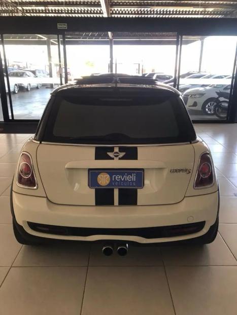 MINI Cooper 1.6 16V S TURBO AUTOMÁTICO, Foto 5 MINI Cooper 1.6 16V S TURBO AUTOMÁTICO, Foto 5