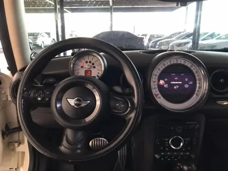 MINI Cooper 1.6 16V S TURBO AUTOMÁTICO, Foto 6 MINI Cooper 1.6 16V S TURBO AUTOMÁTICO, Foto 6