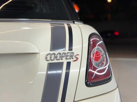 MINI Cooper 1.6 16V JOHN COOPER WORKS, Foto 6