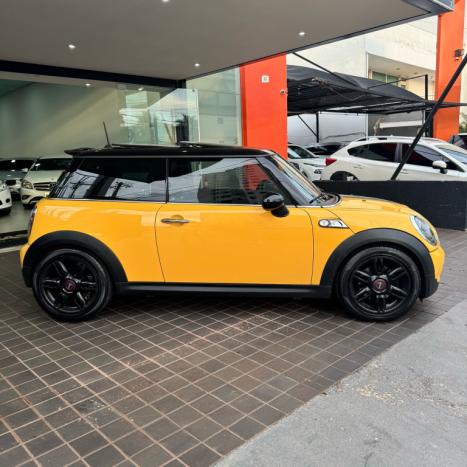 MINI Cooper 1.6 16V S TURBO AUTOMÁTICO, Foto 3 MINI Cooper 1.6 16V S TURBO AUTOMÁTICO, Foto 3