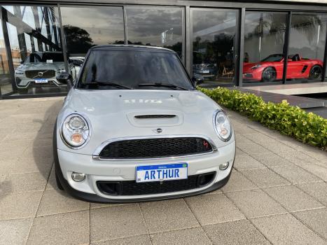MINI Cooper 1.6 16V S TURBO AUTOM�TICO, Foto 2