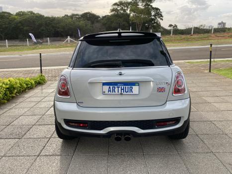 MINI Cooper 1.6 16V S TURBO AUTOM�TICO, Foto 6