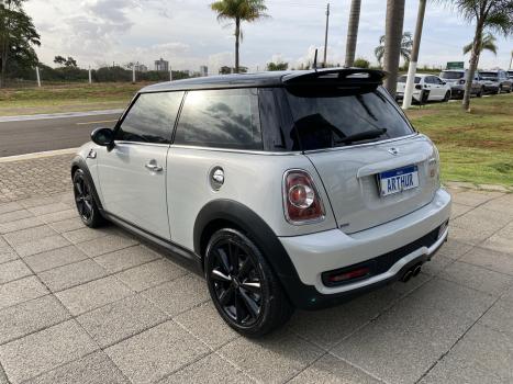 MINI Cooper 1.6 16V S TURBO AUTOM�TICO, Foto 7