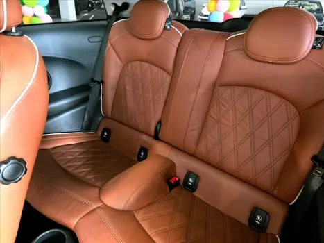 MINI Cooper 2.0 16V TWINPOWER S STEPTRONIC AUTOM�TICO, Foto 14