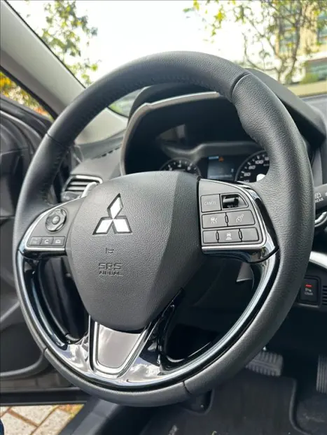 MITSUBISHI Eclipse Cross 1.5 16V 4P MIVEC HPE-S S-AWC TURBO AUTOM�TICO CVT, Foto 12