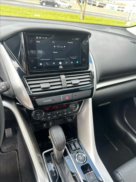 MITSUBISHI Eclipse Cross 1.5 16V 4P MIVEC HPE-S S-AWC TURBO AUTOM�TICO CVT, Foto 14