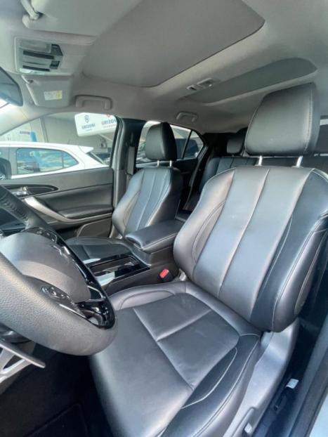 MITSUBISHI Eclipse Cross 1.5 16V 4P MIVEC HPE-S AWD TURBO AUTOM�TICO CVT, Foto 8