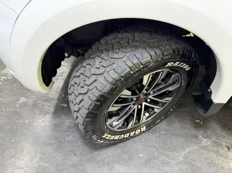 MITSUBISHI L 200 2.4 16V 4P HLS CABINE DUPLA FLEX , Foto 13