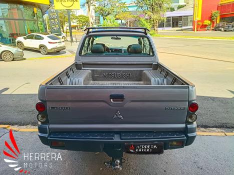 MITSUBISHI L 200 2.5 4X4 CABINE DUPLA DIESEL, Foto 4