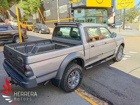 MITSUBISHI L 200 2.5 4X4 CABINE DUPLA DIESEL, Foto 5