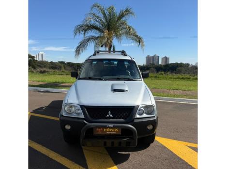 MITSUBISHI L 200 2.5 GL 4X4 CABINE DUPLA TURBO DISEL, Foto 2