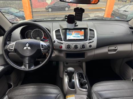 MITSUBISHI L 200 3.5 24V FLEX HPE 4X4  CABINE DUPLA AUTOM�TICO, Foto 7