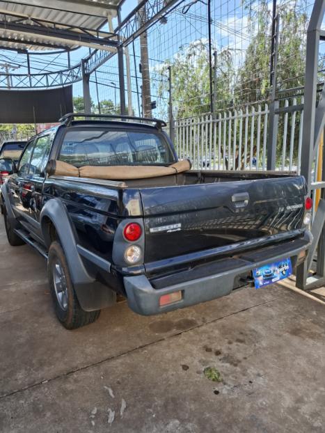 MITSUBISHI L 200 Outdoor 2.5 HPE 4X4 CABINE DUPLA TURBO DIESEL INTERCOOLER, Foto 2