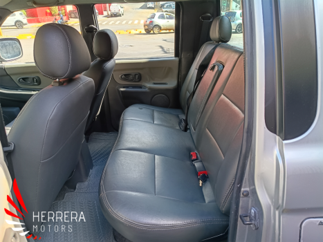 MITSUBISHI L 200 Outdoor 2.5 HPE 4X4 CABINE DUPLA TURBO DIESEL INTERCOOLER AUTOM�TICO, Foto 12