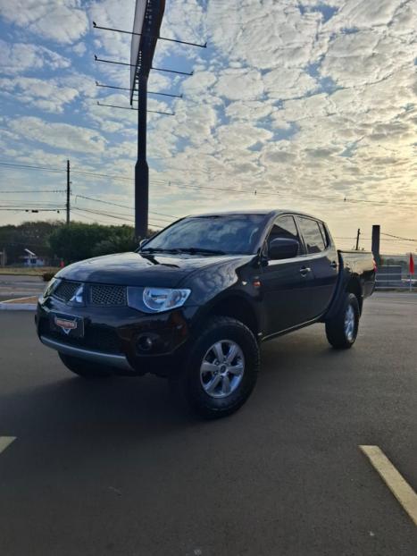 MITSUBISHI L 200 Triton 3.2 16V XB 4X4 CABINE DUPLA TURBO DIESEL INTERCOOLER, Foto 2