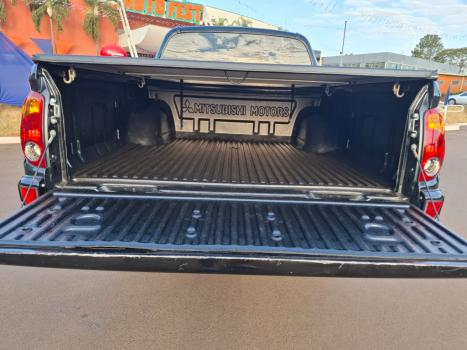 MITSUBISHI L 200 Triton 3.2 16V XB 4X4 CABINE DUPLA TURBO DIESEL INTERCOOLER, Foto 8