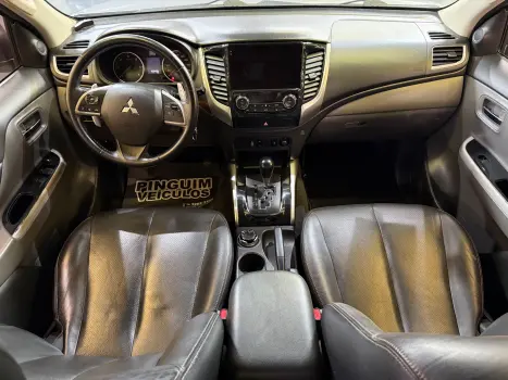 MITSUBISHI L 200 Triton 2.4 16V SPORT HPE 4X4 CABINE DUPLA TURBO DIESEL AUTOMTICO, Foto 10