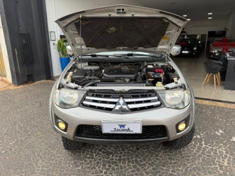 MITSUBISHI L 200 Triton 3.2 16V HPE 4X4 CABINE DUPLA TURBO DIESEL INTERCOOLER, Foto 18