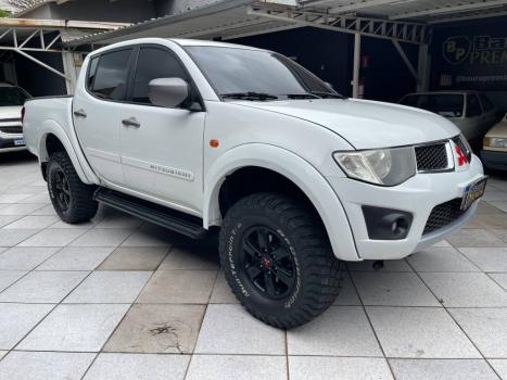 MITSUBISHI L 200 Triton , Foto 1