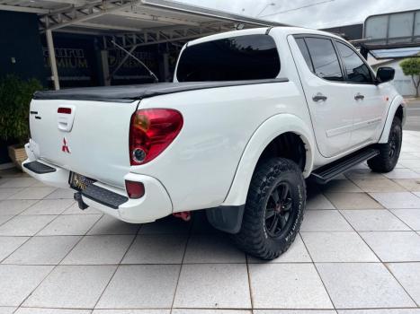 MITSUBISHI L 200 Triton , Foto 2