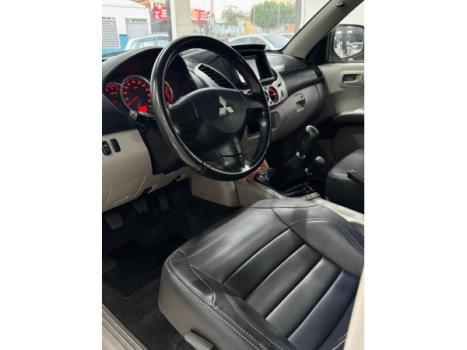 MITSUBISHI L 200 Triton 3.2 16V GL 4X4 CABINE DUPLA TURBO DIESEL INTERCOOLER, Foto 9