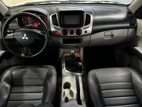 MITSUBISHI L 200 Triton 3.2 16V GL 4X4 CABINE DUPLA TURBO DIESEL INTERCOOLER, Foto 15