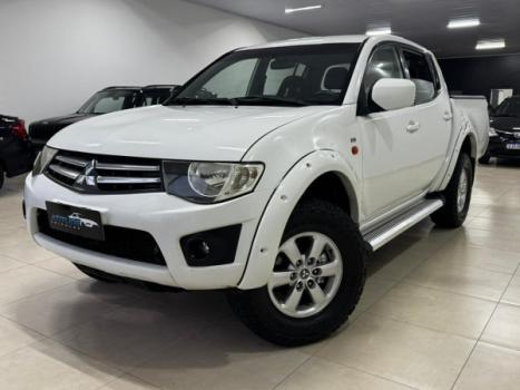MITSUBISHI L 200 Triton 3.2 16V GL 4X4 CABINE DUPLA TURBO DIESEL INTERCOOLER, Foto 17